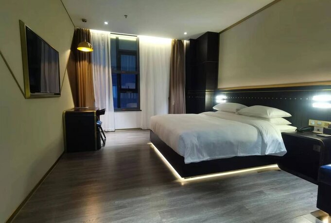 Imagen general del Hotel Maze. Foto 20