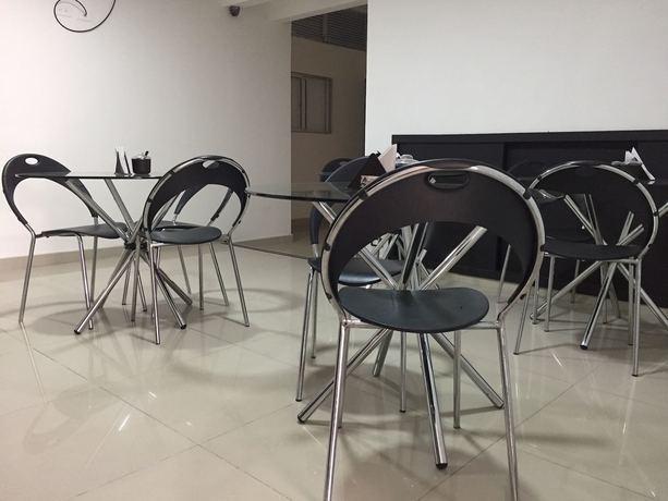 Imagen del bar/restaurante del Hotel Mb Boutique. Foto 3