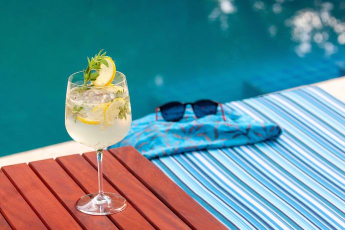 Imagen de la piscina del Hotel Mbano Manor Victoria Falls By Mantis. Foto 19