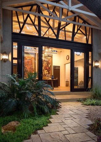 Imagen de los interiores del Hotel Mbano Manor Victoria Falls By Mantis. Foto 17