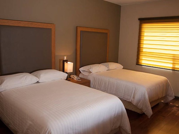 Imagen de la habitación del Hotel Mbm Red Sun. Foto 12