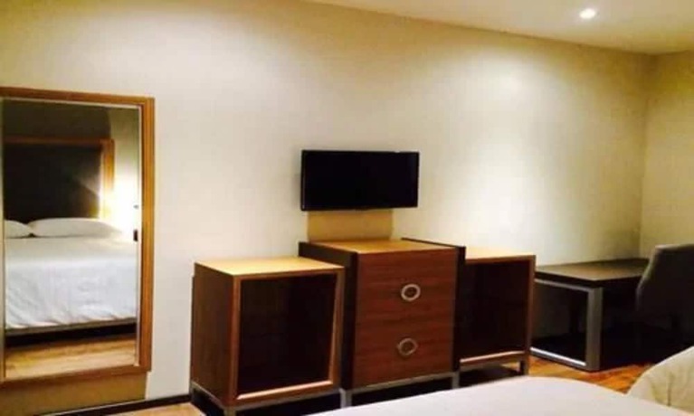 Imagen de la habitación del Hotel Mbm Red Sun. Foto 14
