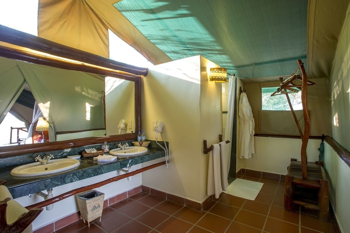 Imagen de la habitación del Hotel Mbuzi Mawe Serena Camp. Foto 15