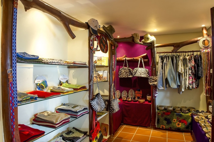 Imagen de los interiores del Hotel Mbuzi Mawe Serena Camp. Foto 17