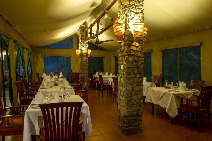 Imagen del bar/restaurante del Hotel Mbuzi Mawe Serena Camp. Foto 8