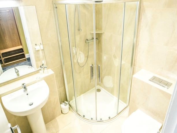 Imagen de la habitación del Hotel Mc Kevitts Village. Foto 5