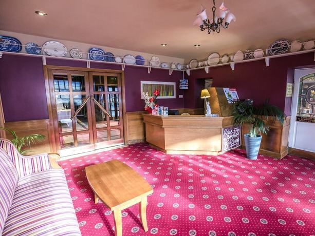 Imagen de los interiores del Hotel Mc Kevitts Village. Foto 19