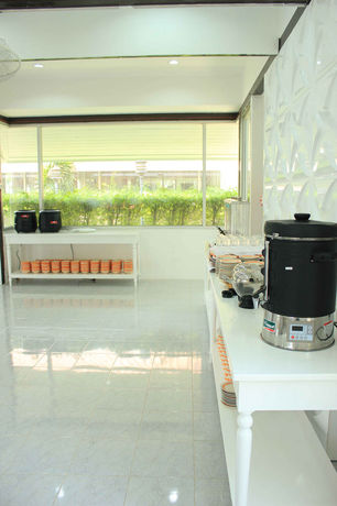 Imagen de los exteriores del Hotel Mc Paradise Resort. Foto 8