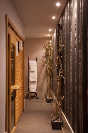 Imagen de los interiores del Hotel Mc San José. Foto 10