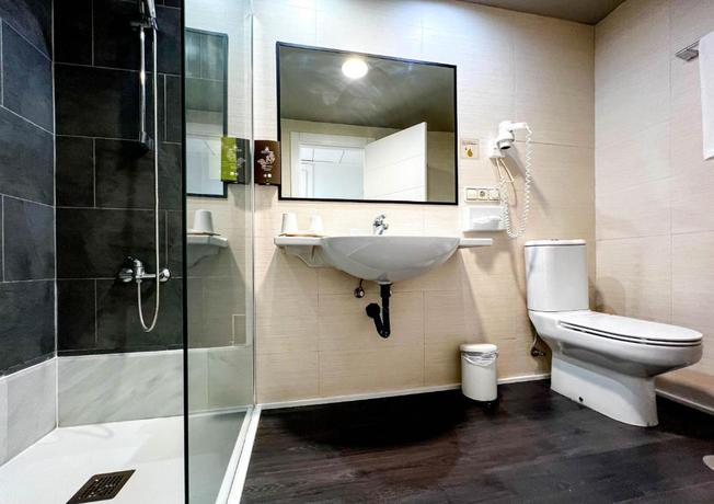 Imagen de la habitación del Hotel Mc San Jos&eacute;. Foto 4