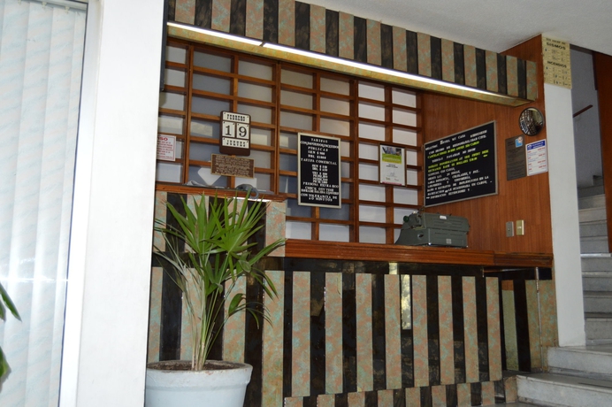 Imagen de los interiores del Hotel Mc Suites Mexico City. Foto 15