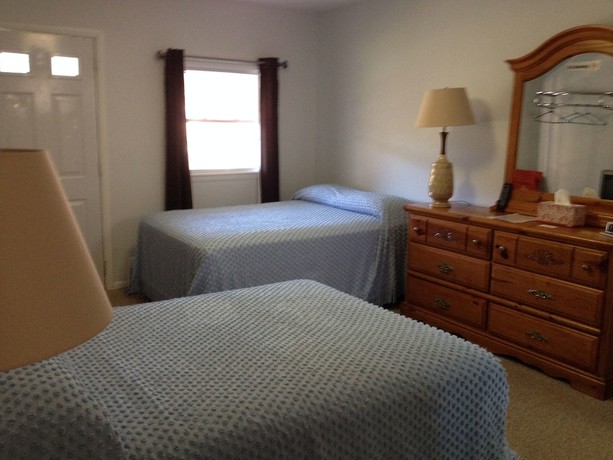 Imagen de la habitación del Hotel McGregor Inn Motel. Foto 5