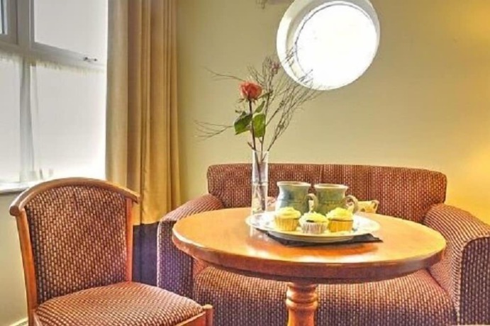 Imagen de la habitación del Hotel McGrory\'s. Foto 20