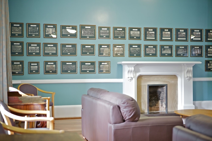 Imagen de los interiores del Hotel McIntosh Hall - Campus Accommodation. Foto 13