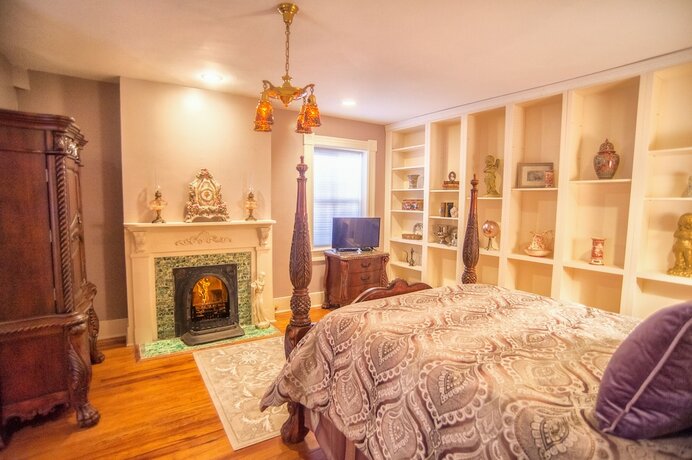 Imagen general del Hotel McMillan Inn Bed and Breakfast. Foto 1
