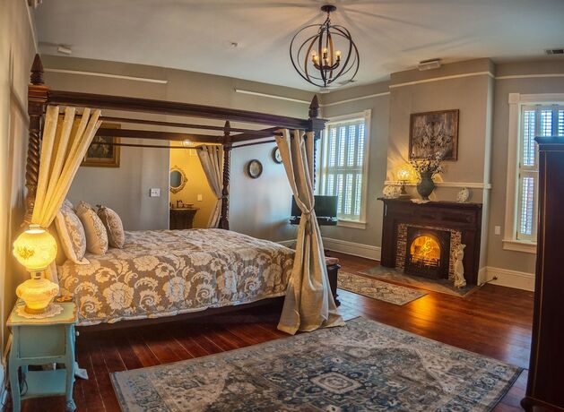 Imagen general del Hotel McMillan Inn Bed and Breakfast. Foto 6