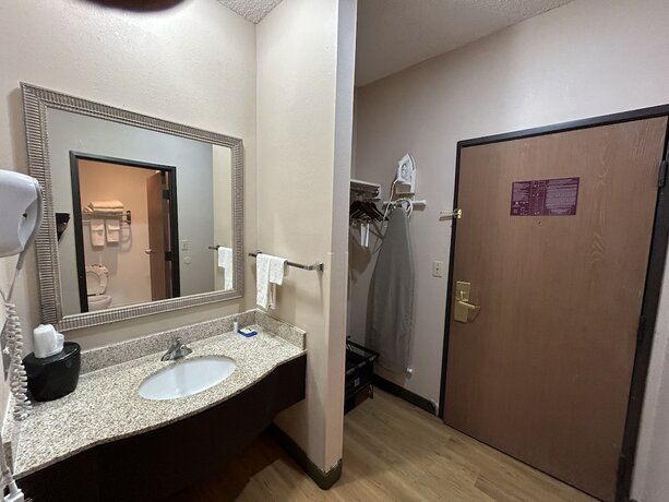 Imagen general del Hotel McPherson Inn, Mcpherson. Foto 5