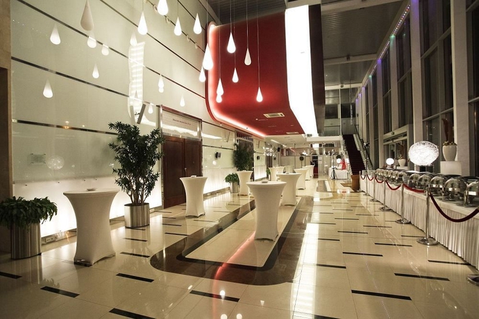 Imagen de los interiores del Hotel Mcc Mazurkas Conference Centre and. Foto 10