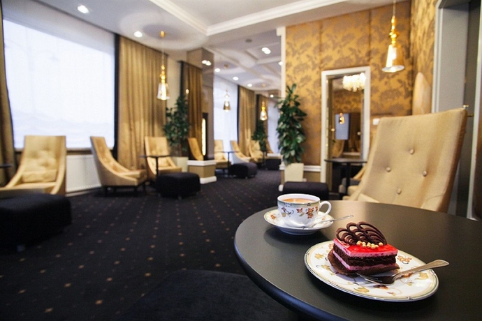 Imagen del bar/restaurante del Hotel Mcc Mazurkas Conference Centre and. Foto 4