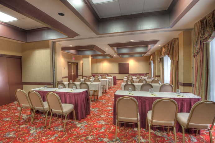 Imagen de los interiores del Hotel Mcm Elegante and Suites Dallas. Foto 4
