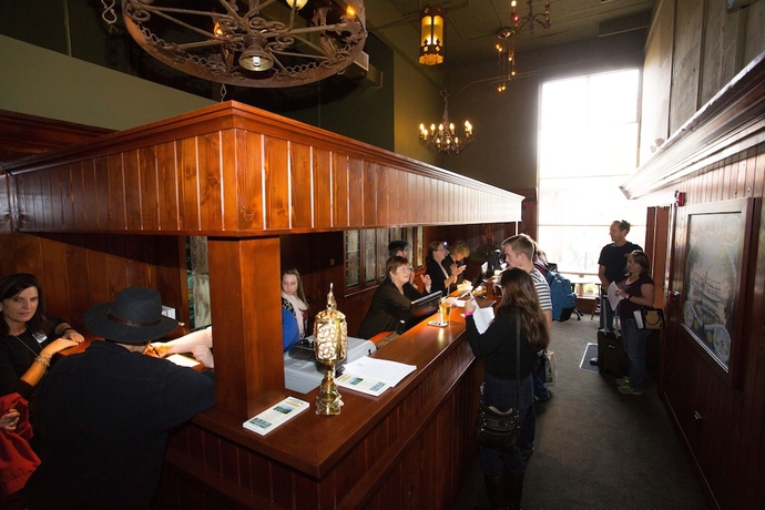 Imagen de los interiores del Hotel Mcmenamins Anderson School. Foto 13