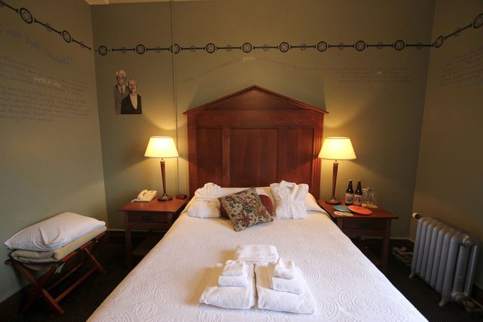 Imagen de la habitación del Hotel Mcmenamins Grand Lodge. Foto 3