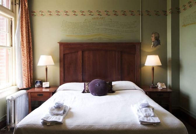 Imagen de la habitación del Hotel Mcmenamins Grand Lodge. Foto 5