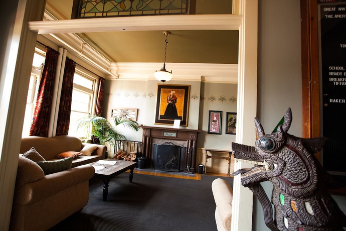 Imagen de los interiores del Hotel Mcmenamins Grand Lodge. Foto 17