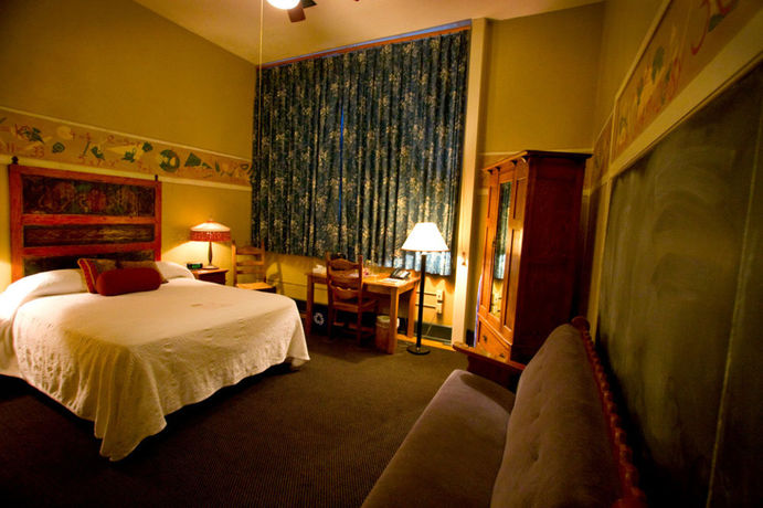 Imagen de la habitación del Hotel Mcmenamins Kennedy School. Foto 8