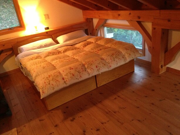 Imagen de la habitación del Hotel Mcmill House. Foto 21