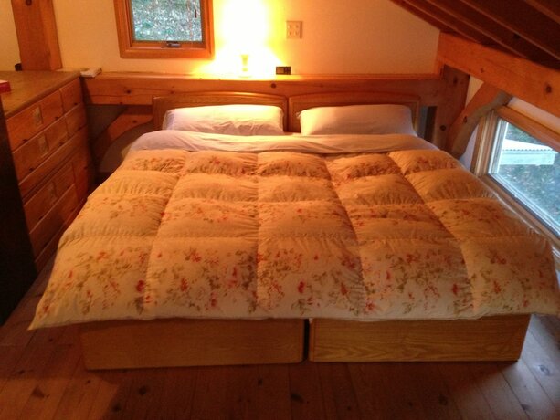 Imagen de la habitación del Hotel Mcmill House. Foto 30