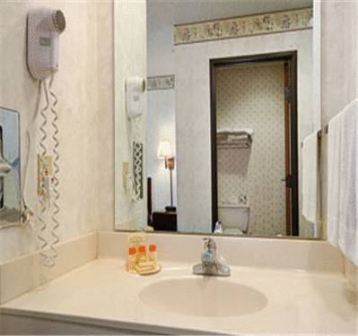 Imagen de la habitación del Hotel Mcpherson Inn, Mcpherson. Foto 5