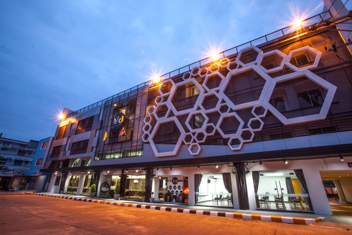 Imagen de los exteriores del Hotel Md Grand. Foto 13