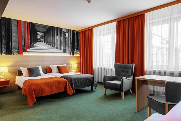 Imagen de la habitación del Hotel Mdm Warsaw. Foto 7