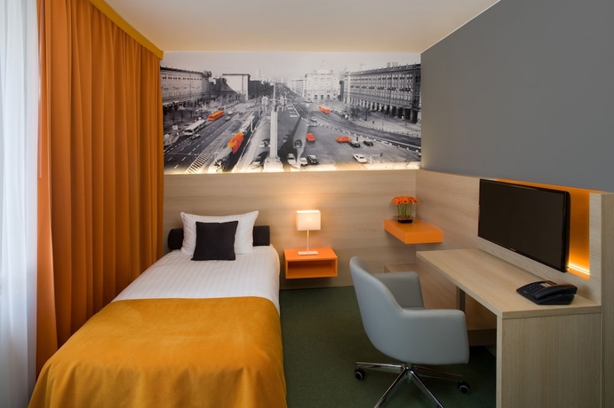 Imagen de la habitación del Hotel Mdm Warsaw. Foto 10