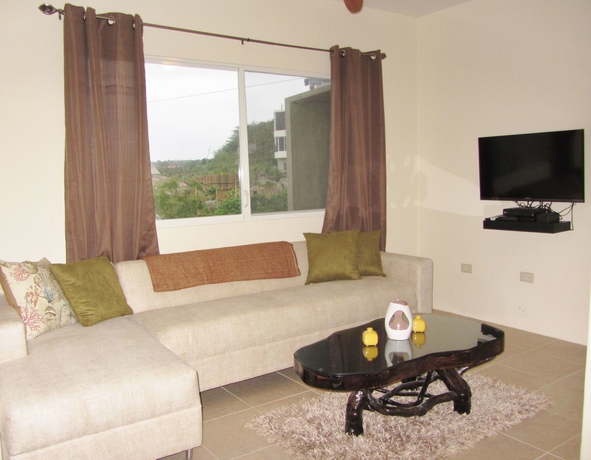 Imagen de los interiores del Hotel Me In Montañita Estates. Foto 12