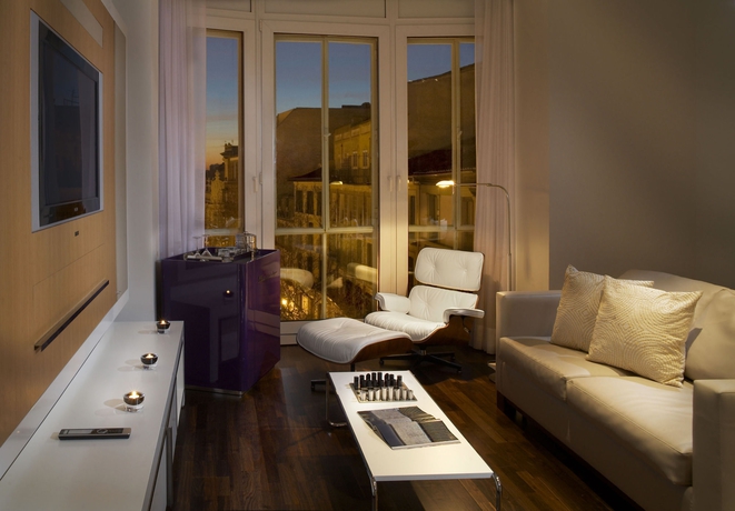 Imagen de la habitación del Hotel Me Madrid By Melia. Foto 8