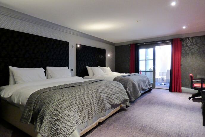 Imagen general del Hotel Me and Mrs. Jones. Foto 5