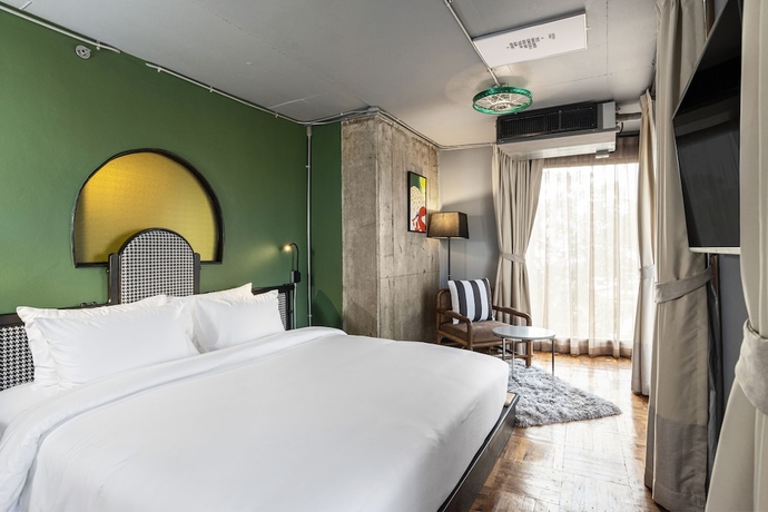 Imagen de la habitación del Hotel MeStyle Museum. Foto 6