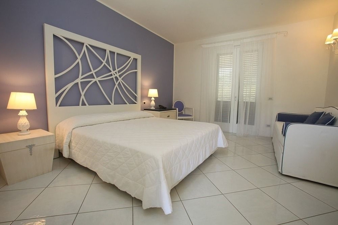 Imagen de la habitación del Hotel Mea - Aeolian Charme. Foto 10