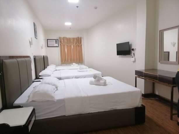 Imagen de la habitación del Hotel Meaco Royal-Binan. Foto 14