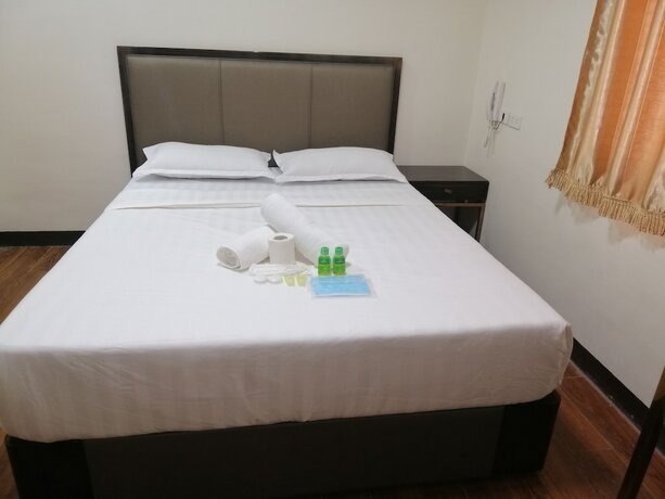 Imagen de la habitación del Hotel Meaco Royal-Binan. Foto 15