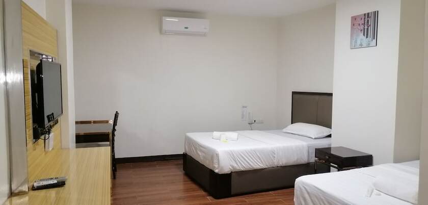 Imagen de la habitación del Hotel Meaco Royal-Binan. Foto 18