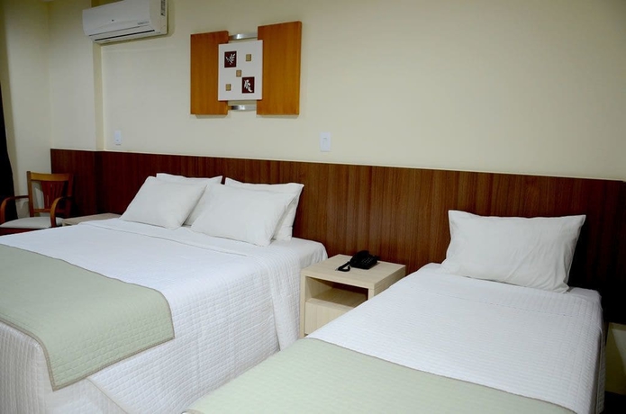 Imagen de la habitación del Hotel Méditerranée, Arraial Do Cabo. Foto 5