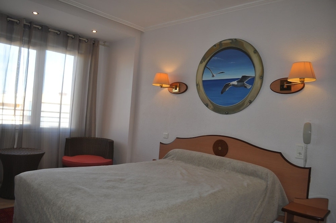Imagen de la habitación del Hotel Méditerranée, Port la Nouvelle. Foto 8
