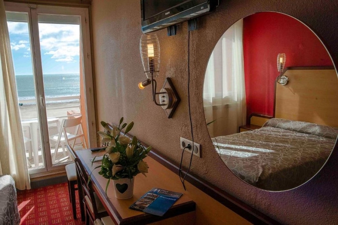 Imagen de la habitación del Hotel Méditerranée, Port la Nouvelle. Foto 15
