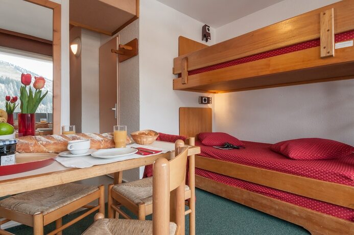 Imagen de la habitación del Hotel M&eacute;ribel R&eacute;sidence Pierre and Vacances Les Bleuets. Foto 16
