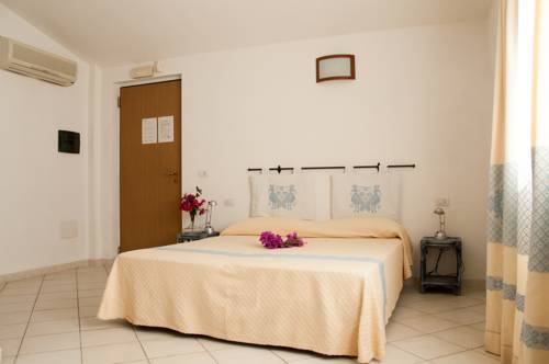 Imagen general del Hotel M&eacute;t&agrave;, Santa Teresa Gallura. Foto 2