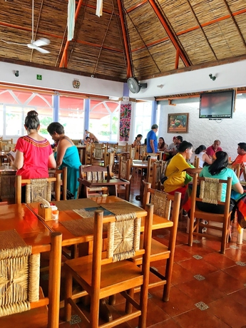 Imagen del bar/restaurante del Hotel M&eacute;xico Lindo. Foto 2