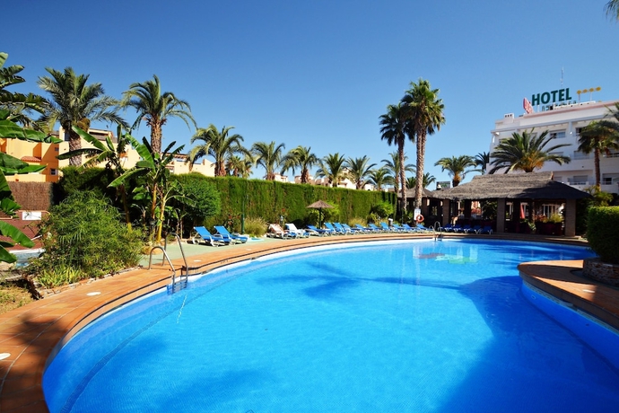 Imagen de la piscina del Hotel México, Vera. Foto 17